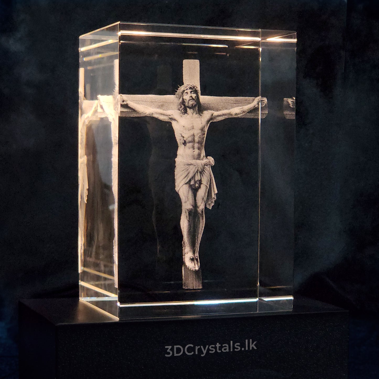 Jesus Christ 3D Crystal on the Cross / Crown of Thorns Edition with Light Base